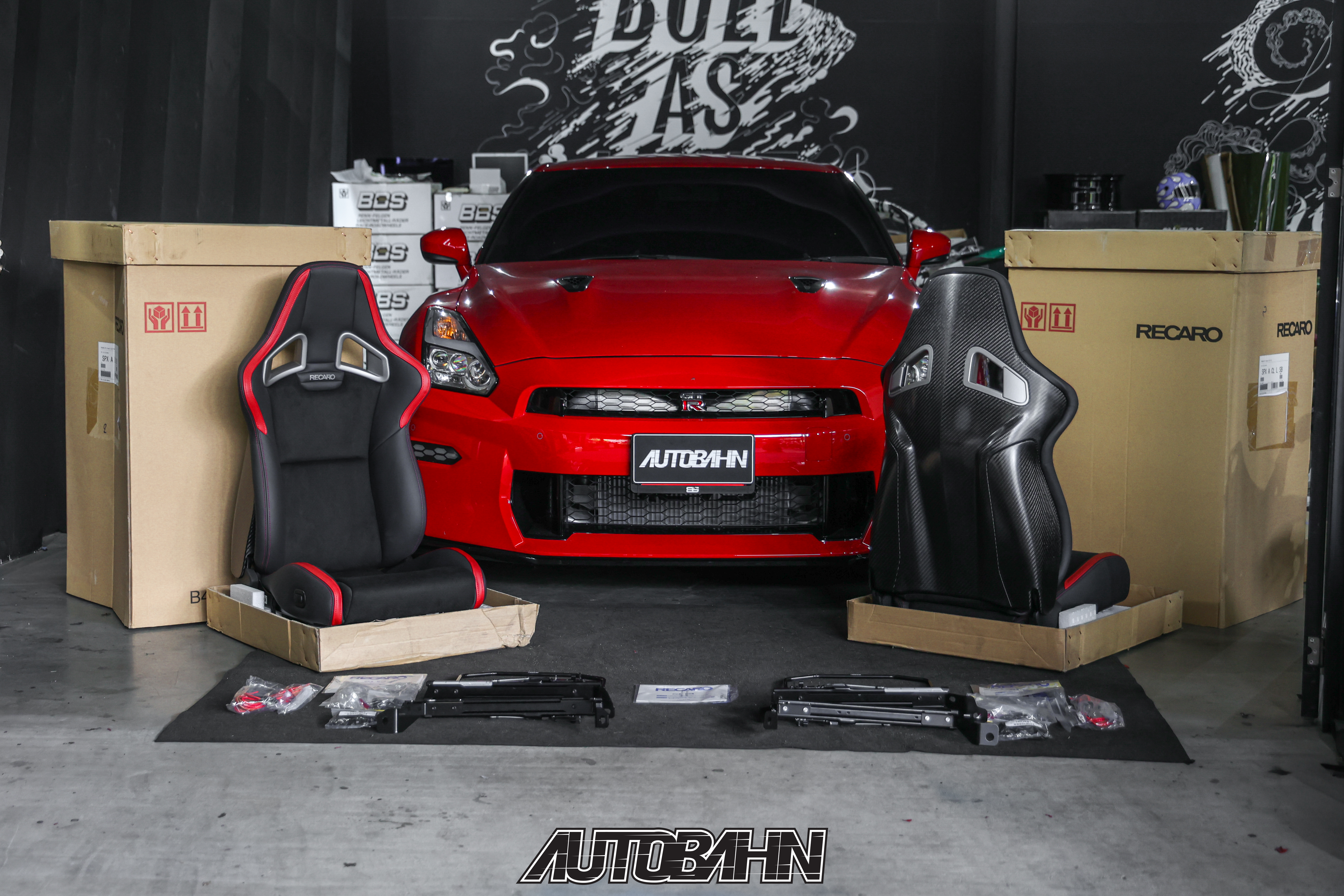 NISSAN GT-R R35 x RECARO SP-X Avant CL210 | Autobahn Thailand